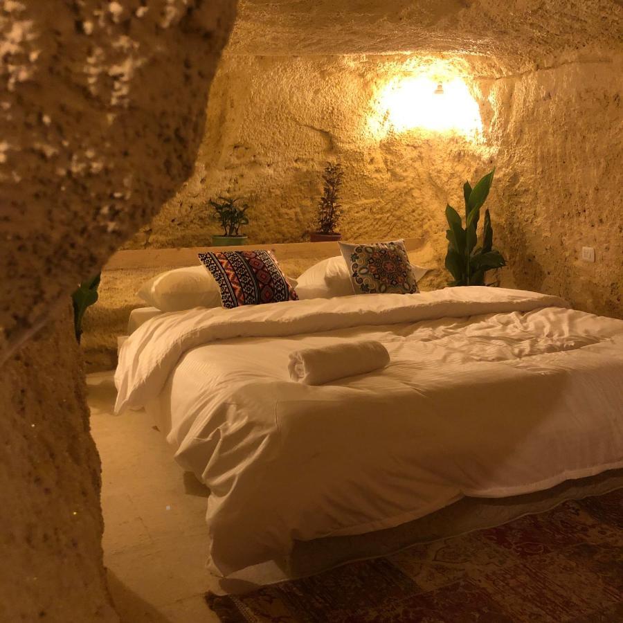 7 Caves Hotel Al Jāyah Extérieur photo