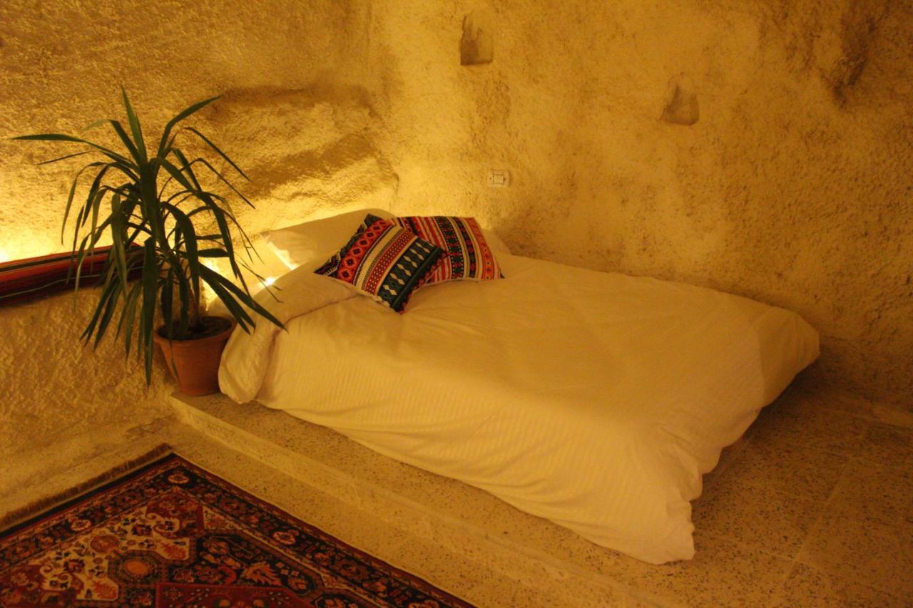 7 Caves Hotel Al Jāyah Extérieur photo